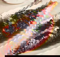 Asian Gateway Thai Restaurant - Accommodation Main Beach