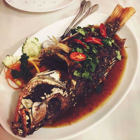 Asian Gateway Thai Restaurant - Accommodation Main Beach 0