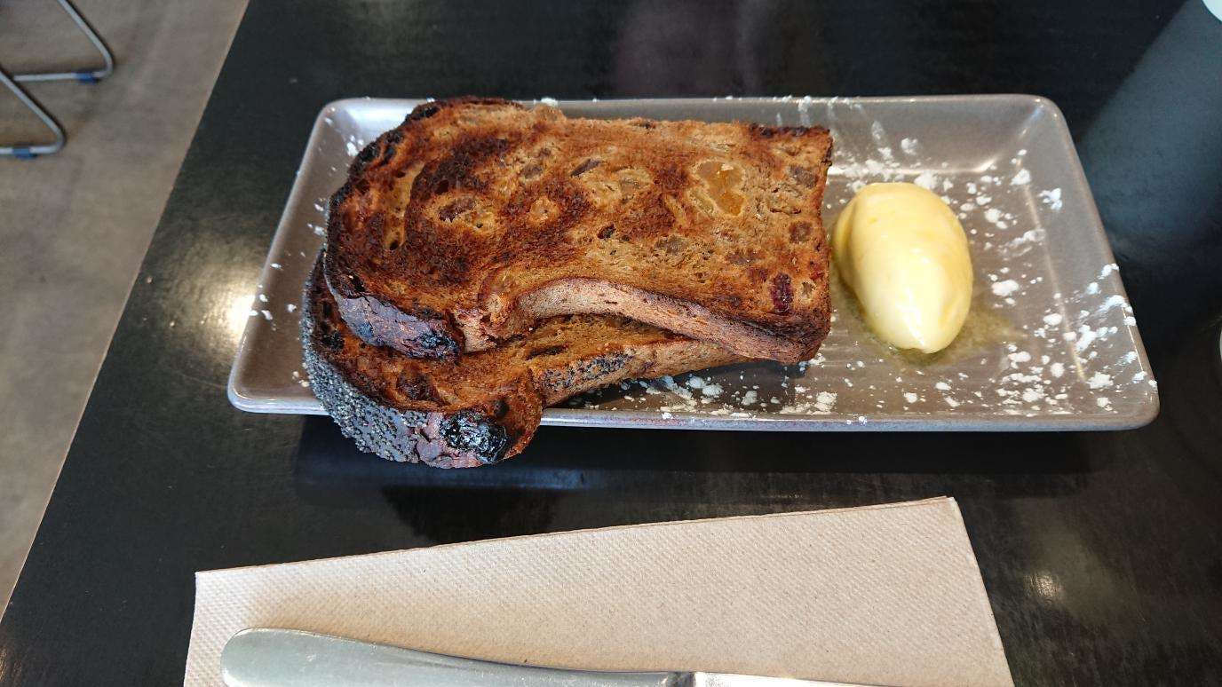 Kings Beach QLD Accommodation Main Beach