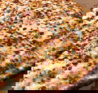 Domino's - Mildura - Accommodation Main Beach