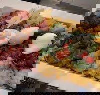 Vivaldi Italian Kitchen  Pizza - Accommodation Main Beach