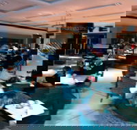 Mannequins Cafe - Accommodation Main Beach