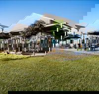 Bunnamagoo Wines - Accommodation Main Beach