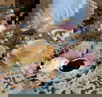 Czeg's Cafe - Accommodation Main Beach