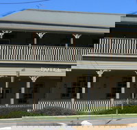 Hotel Cecil Casino - Accommodation Main Beach