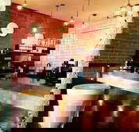 Old boy Cafe - Accommodation Main Beach