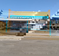 Ardrossan Seafood and Schnitzels - Accommodation Main Beach