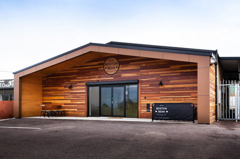 Boston Bean Coffee Company - Accommodation Main Beach 0
