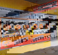 Castello's Pakenham Hotel - Accommodation Main Beach