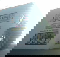 Greedy Guts Lunchbar - Accommodation Main Beach