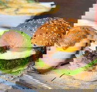 On It Burgers - Accommodation Main Beach