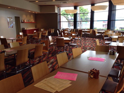 Club On East - Accommodation Main Beach 0