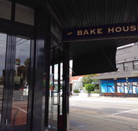 Ionsky's Bake House - Accommodation Main Beach