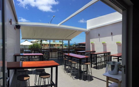Bax Food Co - Accommodation Main Beach 0
