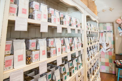 The Berry Tea Shop - Accommodation Main Beach 2