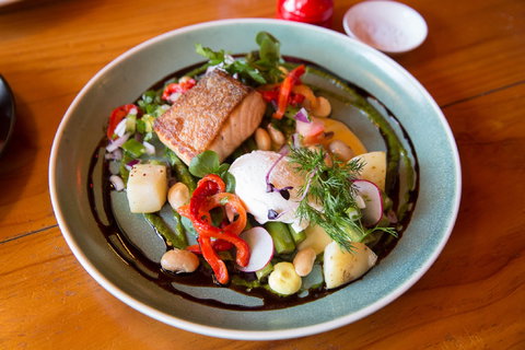 Black Bull Tapas Bar And Restaurant - Accommodation Main Beach 2