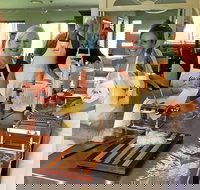 Life's a Feast - Accommodation Main Beach