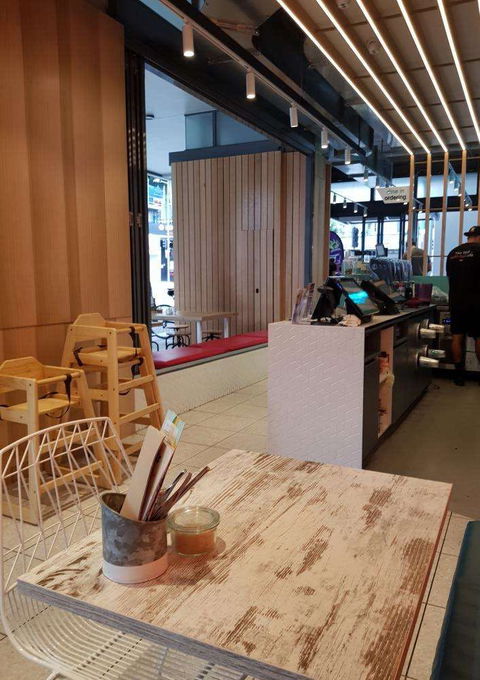 NU Healthy Cafe - Accommodation Main Beach 0