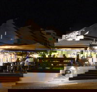 Quysine - Accommodation Main Beach