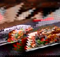 Two Doors - Closed Until Further Notice - Accommodation Main Beach