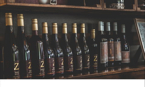 Z WINE - Accommodation Main Beach 1