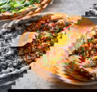 Georgie's Pizza and Bar - Accommodation Main Beach