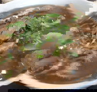 Pho Tau Bay - Accommodation Main Beach