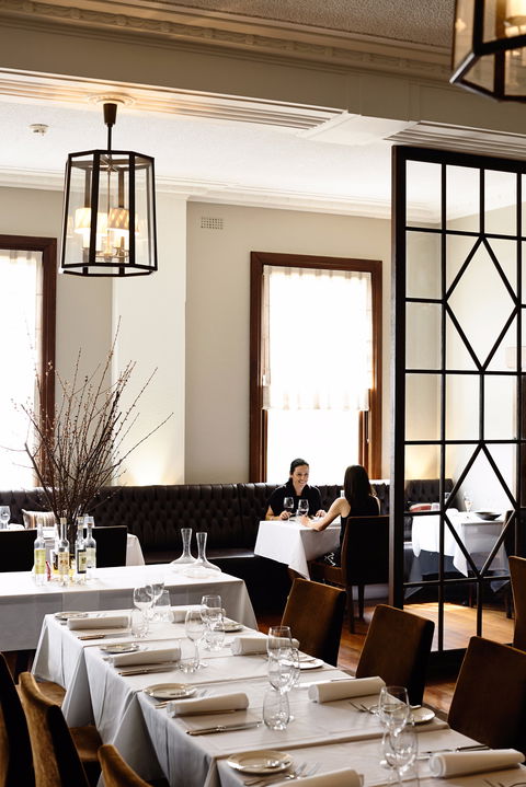 The Argus Dining Room - Accommodation Main Beach 0