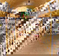 The Garden Cellars - Accommodation Main Beach