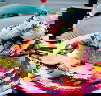 Crumb Cafe - Accommodation Main Beach