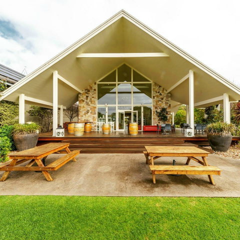 Flametree Wines - Accommodation Main Beach 0