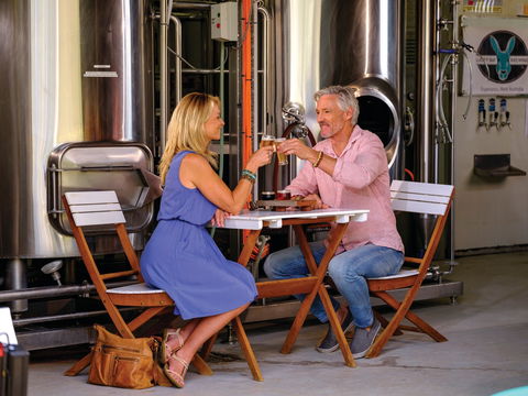 Lucky Bay Brewing - Accommodation Main Beach 1