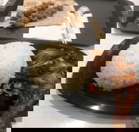 Rainbow Chicken - Accommodation Main Beach