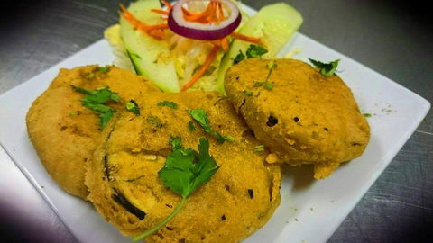 UTSAV Indian Restaurant - Accommodation Main Beach 0