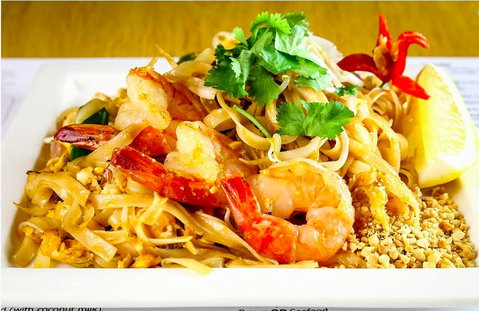 At Thai On Frank - Accommodation Main Beach 0