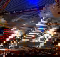 Cadillacs Bar and Grill - Accommodation Main Beach