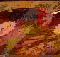 Donnybrook Hotel - Accommodation Main Beach