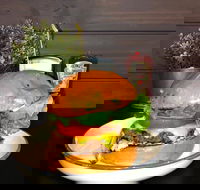 Market Burger - Accommodation Main Beach
