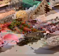 Pakenham Hotel - Accommodation Main Beach