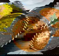 Priviliged Punjab - Accommodation Main Beach