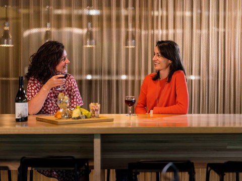 1830 Restaurant And Bar - Accommodation Main Beach 2