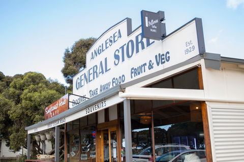 Anglesea General Store - Accommodation Main Beach 0