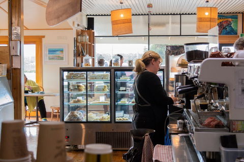 Anglesea General Store - Accommodation Main Beach 2