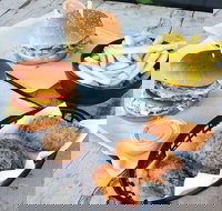 Burgers on Broadway - Summer Hill - Accommodation Main Beach