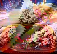 Captain Con's Fish  Chippery - Accommodation Main Beach