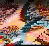 The Strand Hotel - Accommodation Main Beach