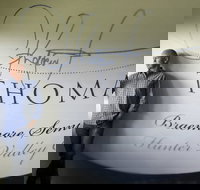 Thomas Wines - Accommodation Main Beach