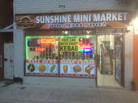 Baran's Kebab - Accommodation Main Beach 0