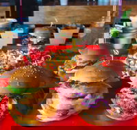 Miss Kay's - Mitchelton - Accommodation Main Beach