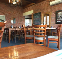 Miss Francesca's - Accommodation Main Beach